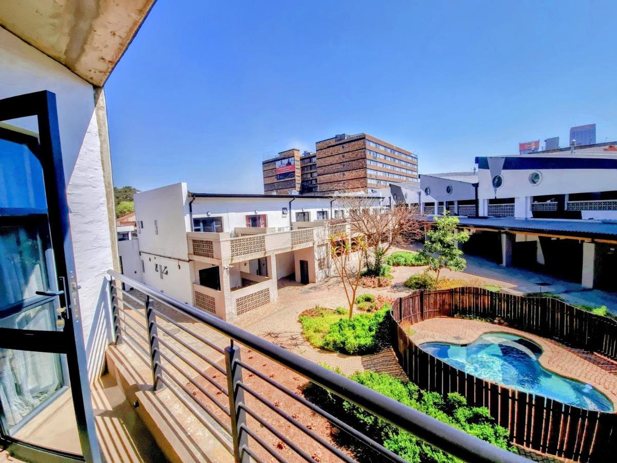 Kaleaba House In Vibey Maboneng Precint Apartamento Joanesburgo Exterior foto