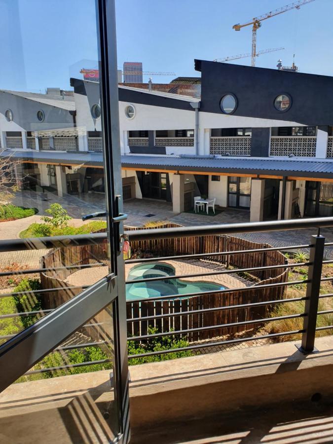 Kaleaba House In Vibey Maboneng Precint Apartamento Joanesburgo Exterior foto